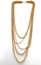 Load image into Gallery viewer, Layered Coral Pendant Chain Necklace