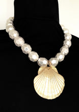 Load image into Gallery viewer, Gold Shell and Chunky Silver Bead Necklace