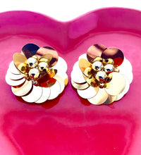 Load image into Gallery viewer, Clip On Gold Sequin Flower Vintage Earrings
