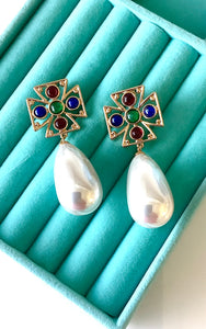 Pearl Teardrop Earrings