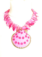 Load image into Gallery viewer, Pink Boho Shell Necklace
