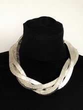 Load image into Gallery viewer, Silver Metal Twist Necklace
