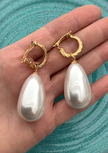 Load image into Gallery viewer, Clip On Pearl Hoop Earrings
