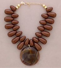 Load image into Gallery viewer, Brown Resin Pendant Necklace

