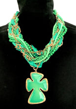 Load image into Gallery viewer, Chunky Green Bead and Cross Necklace
