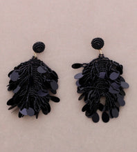 Load image into Gallery viewer, Black Bead and Sequin Earrings
