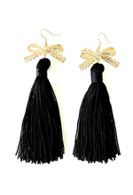 Load image into Gallery viewer, Black Tassel Bow Earrings
