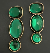 Load image into Gallery viewer, Chunky Green Jewelled Earring
