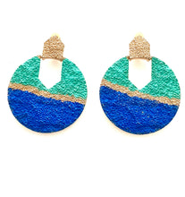 Load image into Gallery viewer, Clip On Blue and Turquoise Earrings
