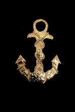 Load image into Gallery viewer, Vintage Gold Anchor Brooch
