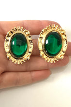 Load image into Gallery viewer, Clip On Green Jewelled Vintage Earrings
