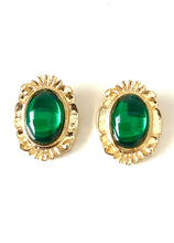 Load image into Gallery viewer, Clip On Green Jewelled Vintage Earrings
