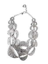 Load image into Gallery viewer, Silver Hammered Chunky Abstract Chain Necklace
