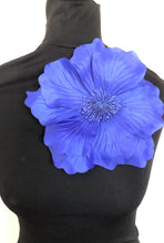 Load image into Gallery viewer, Over-Sized Blue Flower Corsage Brooch
