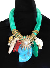 Load image into Gallery viewer, Chunky Beach Charm Necklace
