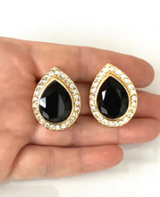 Load image into Gallery viewer, Clip On Black Vintage Teardrop Earrings
