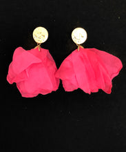 Load image into Gallery viewer, Pink Chiffon Earrings
