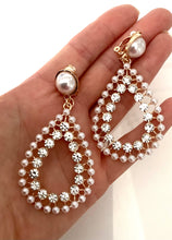 Load image into Gallery viewer, Clip on Pearl Teardrop Earrings
