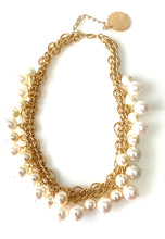 Load image into Gallery viewer, Chunky Pearl Chain Statement Necklace
