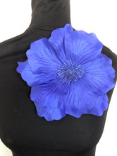 Load image into Gallery viewer, Over-Sized Blue Flower Corsage Brooch
