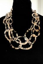 Load image into Gallery viewer, Leopard Print Acrylic Chain Necklace
