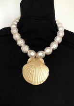 Load image into Gallery viewer, Gold Shell and Chunky Silver Bead Necklace
