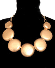 Load image into Gallery viewer, Chunky Gold Metallic Disc Necklace
