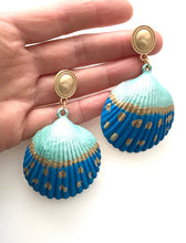 Load image into Gallery viewer, Mermaid Shell Earrings

