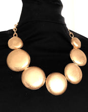 Load image into Gallery viewer, Chunky Gold Metallic Disc Necklace
