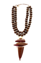 Load image into Gallery viewer, Brown Resin Tribal Style Necklace
