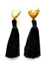 Load image into Gallery viewer, Black and Gold Heart Tassel Earrings
