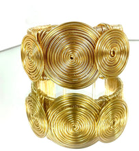 Load image into Gallery viewer, Gold Spiral Wire Bangle
