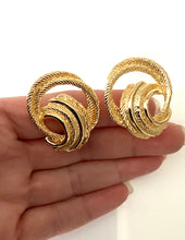 Load image into Gallery viewer, Clip On Vintage Gold Swirl Earrings
