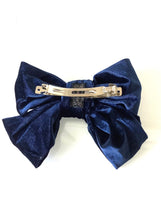 Load image into Gallery viewer, Navy Blue Velvet Hair Bow
