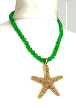 Load image into Gallery viewer, Green And Gold Starfish Necklace
