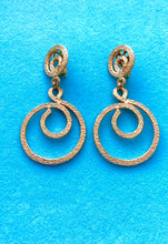 Load image into Gallery viewer, Clip On Gold Vintage Spiral Earrings
