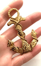 Load image into Gallery viewer, Vintage Gold Anchor Brooch
