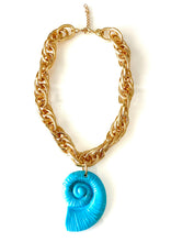 Load image into Gallery viewer, Turquoise Conch Shell Chunky Chain Necklace

