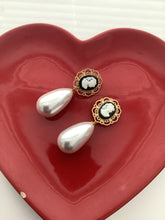 Load image into Gallery viewer, Cameo and Pearl Regency Style Clip On Earrings

