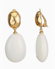 Load image into Gallery viewer, Clip On White Bead Earrings

