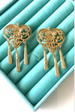 Load image into Gallery viewer, Clip On Vintage Gold Filigree Earrings
