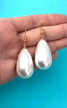 Load image into Gallery viewer, Pearl Teardrop Earrings
