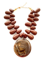 Load image into Gallery viewer, Brown Resin Pendant Necklace
