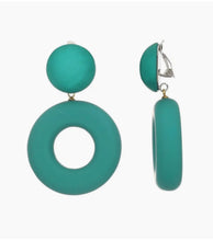 Load image into Gallery viewer, Clip On TealChunky Hoop Earrings
