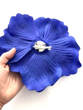 Load image into Gallery viewer, Over-Sized Blue Flower Corsage Brooch
