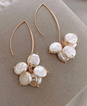 Load image into Gallery viewer, Pearl Drop Earrings
