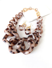 Load image into Gallery viewer, Leopard Print Chunky Chain Necklace and Earrings Set
