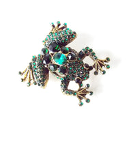 Load image into Gallery viewer, Green Jewelled frog Brooch
