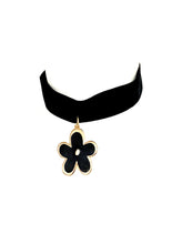 Load image into Gallery viewer, Black Enamel Flower Choker Necklace
