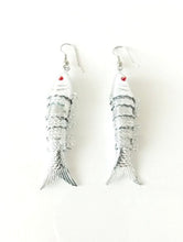 Load image into Gallery viewer, Vintage Silver Fish Earrings
